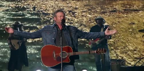 Blake Shelton - Gods Country (Live At Academy Of Country Music Awards 2019)